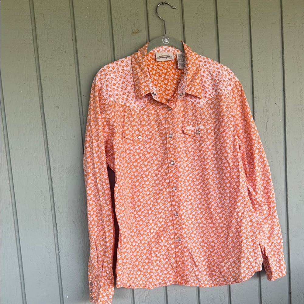 Wrangler Women’s Floral Shirt Orange - Picture 2 of 7